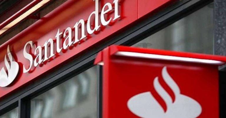 El nuevo ERE en Santander supondrá el cierre de 79 oficinas en Galicia, el 33,76% de la red actual, según la CIG