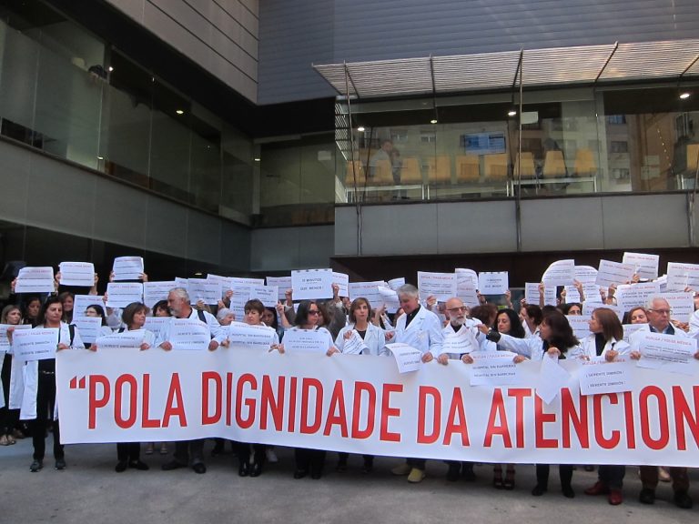 Los sindicatos médicos convocan el próximo 27 de octubre una huelga indefinida en toda España