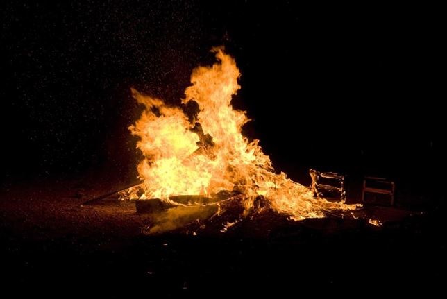 Investigado un hombre por un incendio forestal en Melón debido a una quema «sin las debidas medidas»