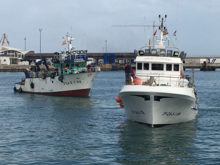 Pesca.- Arranca la costera del bonito en Burela condicionada por el precio del combustible con 24.000 kilos descargados