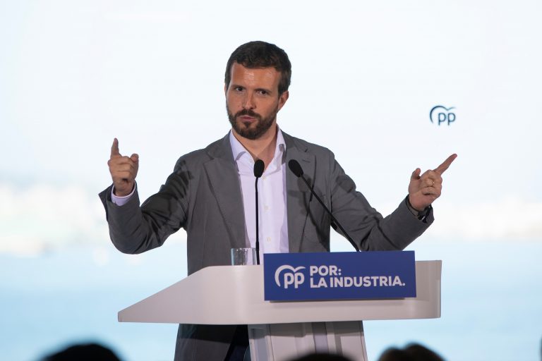 Sémper dice que el PP «acepta» a Bildu en las instituciones tras la «derrota» de ETA pero pide a Sánchez no pactar