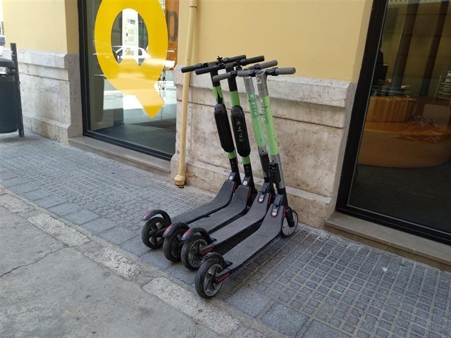 Condenan a una empresa de Vigo por vender ciclomotores como patinetes eléctricos, que no precisan carné ni seguro