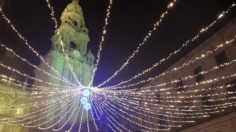 El Ayuntamiento de Ourense duplica el presupuesto para la iluminación navideña, dotada de 350.000 euros