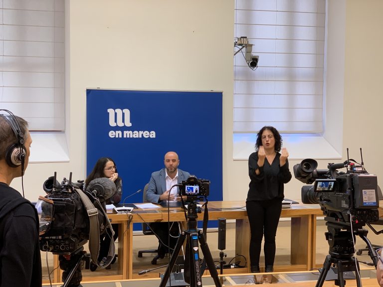 El grupo mixto pide que la Cámara gallega declare oficial el lenguaje de signos y elimine «barreras» arquitectónicas