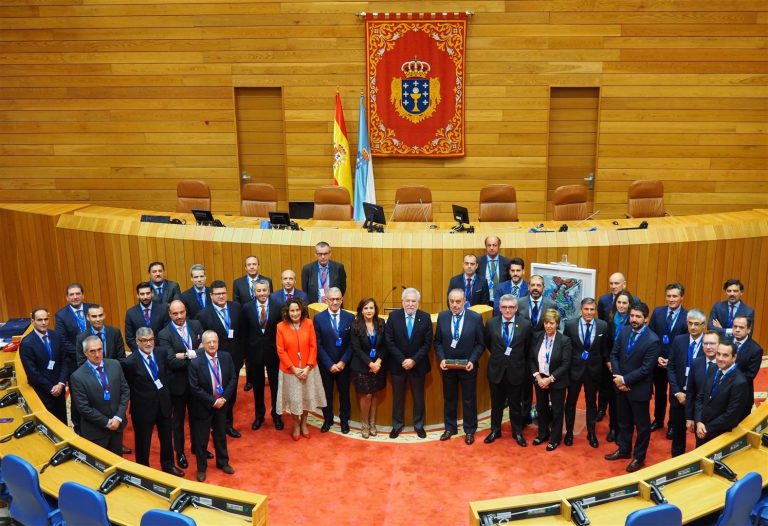 Santalices anima al Instituto Atlántico del Seguro a utilizar las herramientas de participación ciudadana del Parlamento