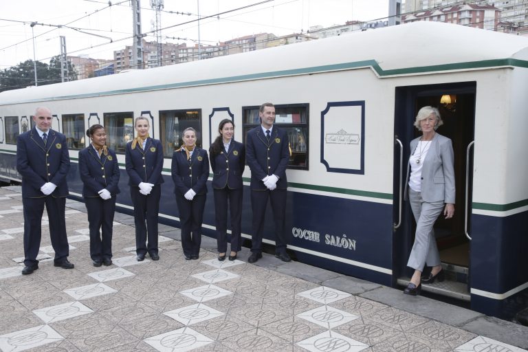 TURISMO.- El tren Costa Verde Express llega a Cantabria en su viaje promocional de la España Verde