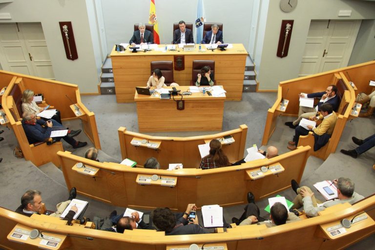 AMP.-La Diputación de A Coruña aprueba una inversión de 47,2 millones a través del Plan Único 2020