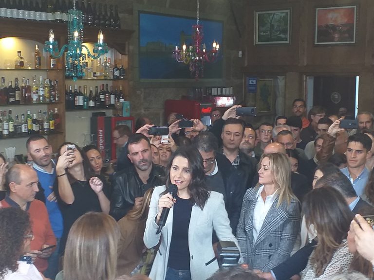 10N.- Arrimadas afea que nacionalistas usen competencias para  «destruir» España y pide «no tropezar en la misma piedra»