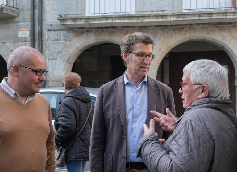Feijóo califica de «pacto anti España y anti Galicia» la declaración por la autodeterminación que firma el BNG