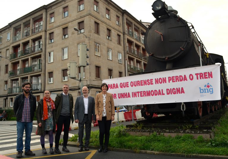 Pontón cuestiona «la utilidad de las fuerzas estatales» para dar solución a problemas como el AVE a Galicia