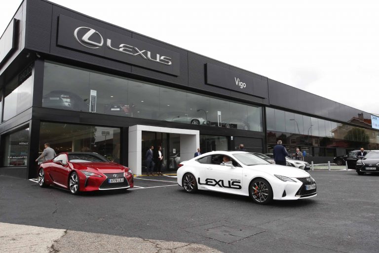 Lexus apuesta por Galicia e inaugura un nuevo concesionario en la carretera de Camposancos de Vigo