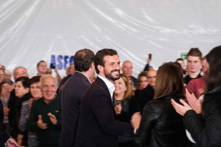 10N.- Casado insta a sus cargos a «convencer a los indecisos» con el mensaje de que «solo» el PP puede echar a Sánchez