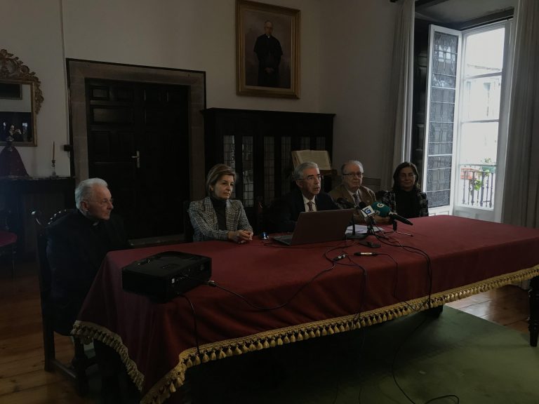La diócesis de Santiago alerta de la disminución de aportaciones de los fieles y afronta un déficit de más de 2 millones