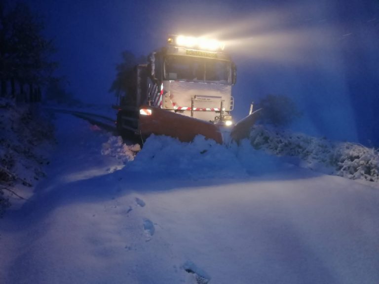 La Diputación de Lugo trabaja en el acondicionamiento de carreteras en 11 ayuntamientos debido a las nevadas