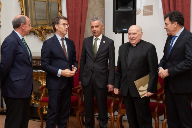 Xacobeo.- (AM) Iberdrola destina cerca de 800.000 euros para instalar la iluminación interior de la Catedral de Santiago