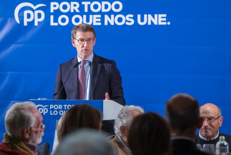 Feijóo cree que Cs «cabe dentro» del PP y sería bueno buscar «fórmulas de entendimiento»