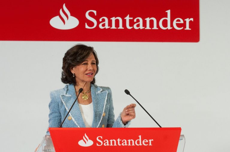 El ERE del Banco Santander se salda con la salida de 249 trabajadores en Galicia, tercera comunidad con mayor número