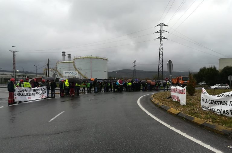 Trabajadores y alcalde de As Pontes urgen a Endesa y Ministerio a aclarar el resultado de pruebas con otros combustibles