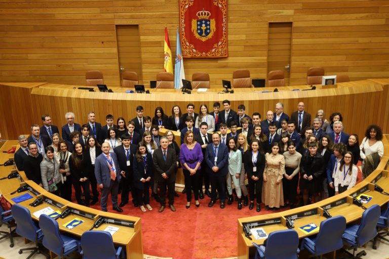 Sanidade asegura que Galicia es «pionera» en recoger avances en la regulación del derecho a «una muerte digna»