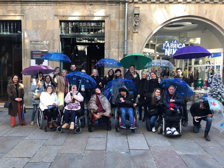 Miles de personas piden en Galicia implicación social para lograr la «plena inclusión» de las personas con discapacidad