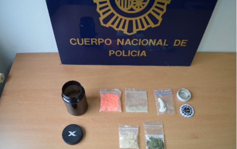 Detenido un hombre en A Coruña por el robo de más de 1.500 euros en un establecimiento de hostelería