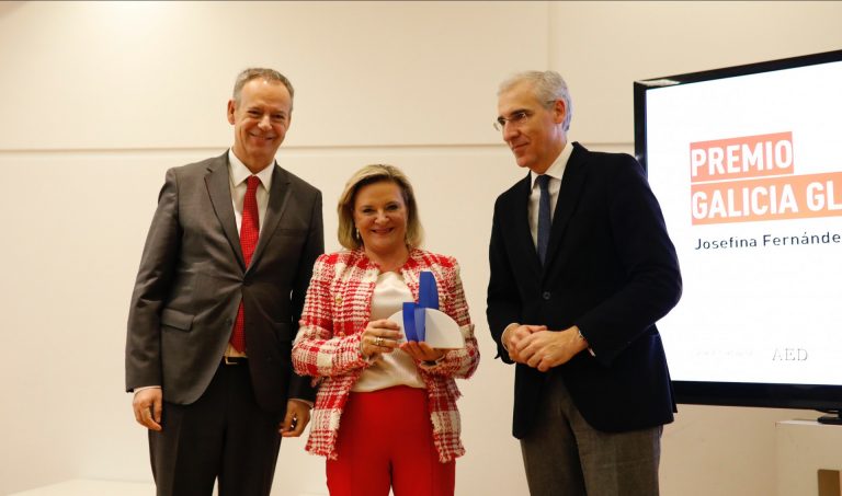 Josefina Fernández (DomusVi) recibe el Premio Galicia Global 2019