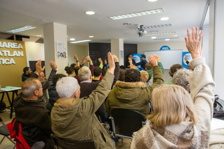 La Red de la Marea Atlántica apoya por unanimidad las bases de un acuerdo presupuestario con el PSOE