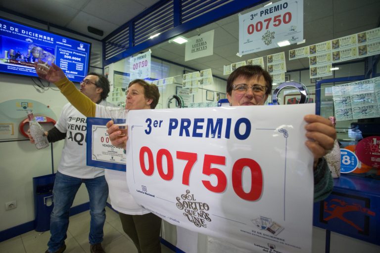 Lotería.- El Gordo pasa de largo de Galicia y el Sorteo de Navidad deja un «pellizco» de casi 13 millones