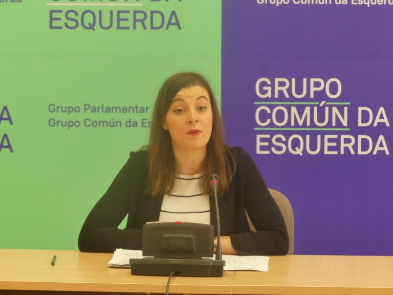 Eva Solla cree que el fallo sobre las estatuas del Mestre Mateo «va en contra» de recuperar la memoria histórica