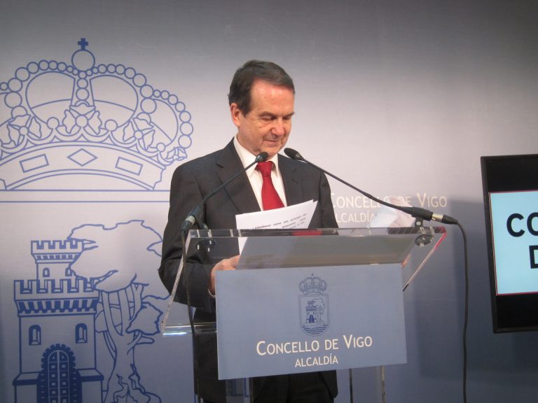 El alcalde de Vigo insiste en la necesidad de cambiar la ubicación de la nueva residencia de mayores