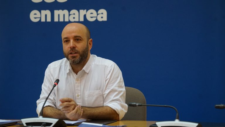 En Marea muestra su «decepción» por el acuerdo de gobierno entre PSOE y Podemos: «A Galicia no le toca ni la pedrea»