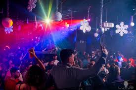 El Ayuntamiento de Ourense «vigilará» que no haya menores en la fiesta con barra libre anunciada en una discoteca
