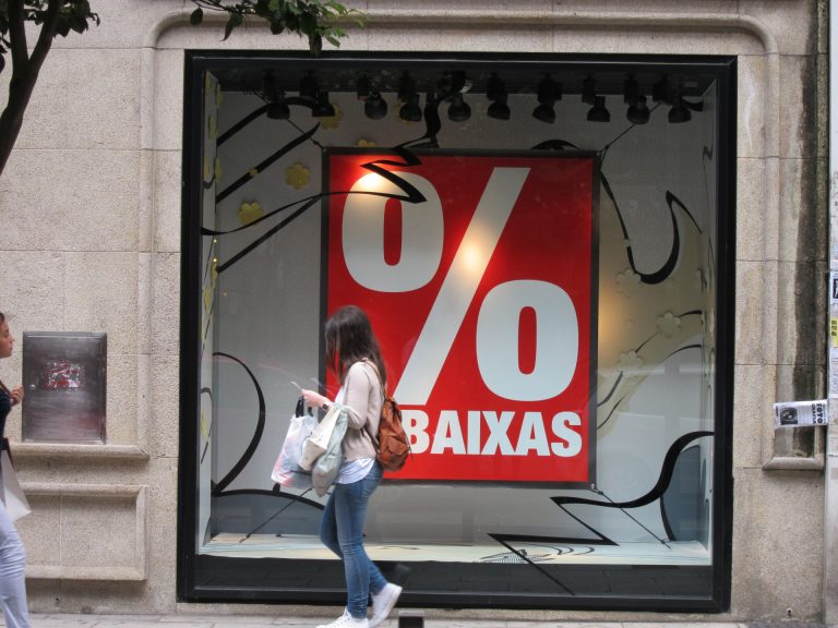 La Federación Gallega de Comercio prevé que las ventas aumenten un 2% en estas rebajas