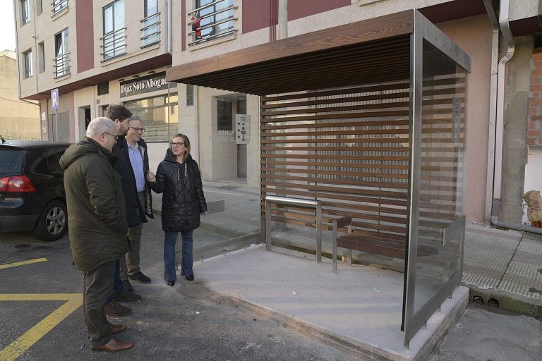 Casi 1.000 jóvenes de 19 a 20 años se beneficiaron de la tarjeta Xente Nova de la Xunta la primera semana del año