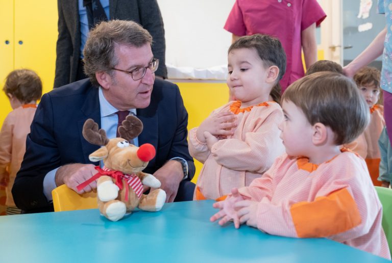 Las guarderías serán gratis a partir del segundo hijo desde el 1 de abril y la Xunta también ampliará los horarios