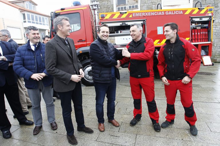 Rueda destaca el objetivo de la Xunta de «garantizar en toda Galicia una atención a las emergencias profesional»