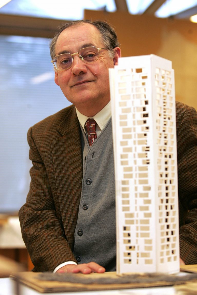 Fallece el arquitecto Domingo Pellicer, catedrático de Construcciones de la Universidad de Navarra