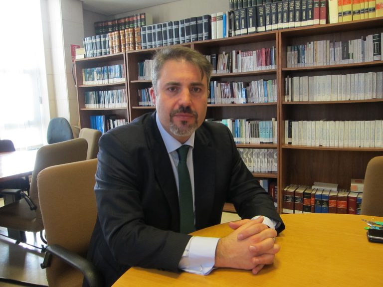 Angrois.- El magistrado Lago Louro continuará con la instrucción del caso del Alvia a pesar de su cambio de destino