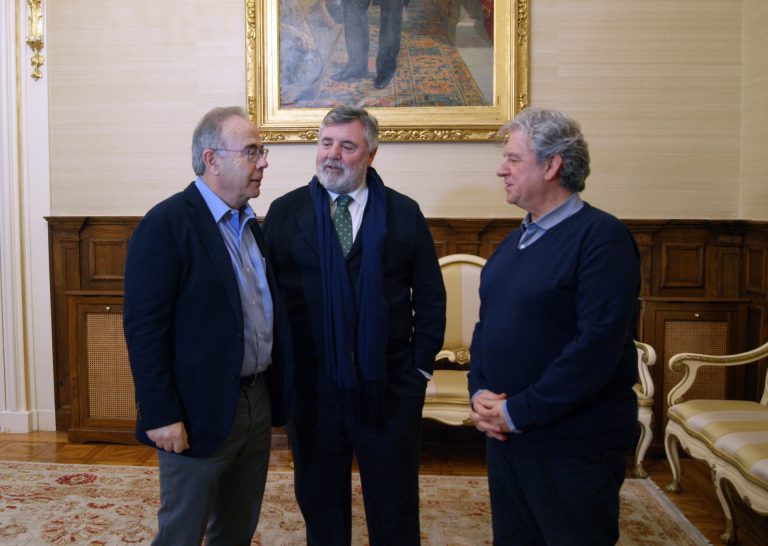 Xacobeo.- Santiago convertirá el casco histórico en una zona cardioprotegida con desfibriladores