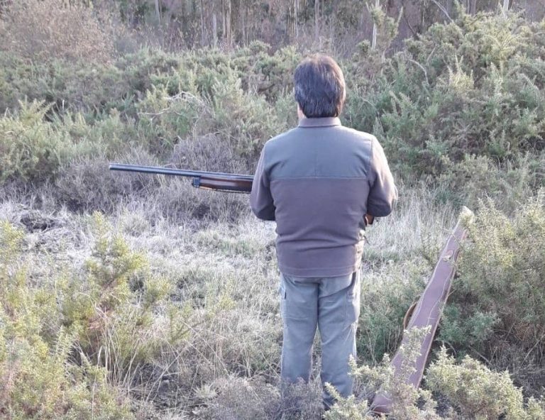 Muere de un disparo un cazador durante una batida contra el jabalí en San Xoán de Río (Ourense)