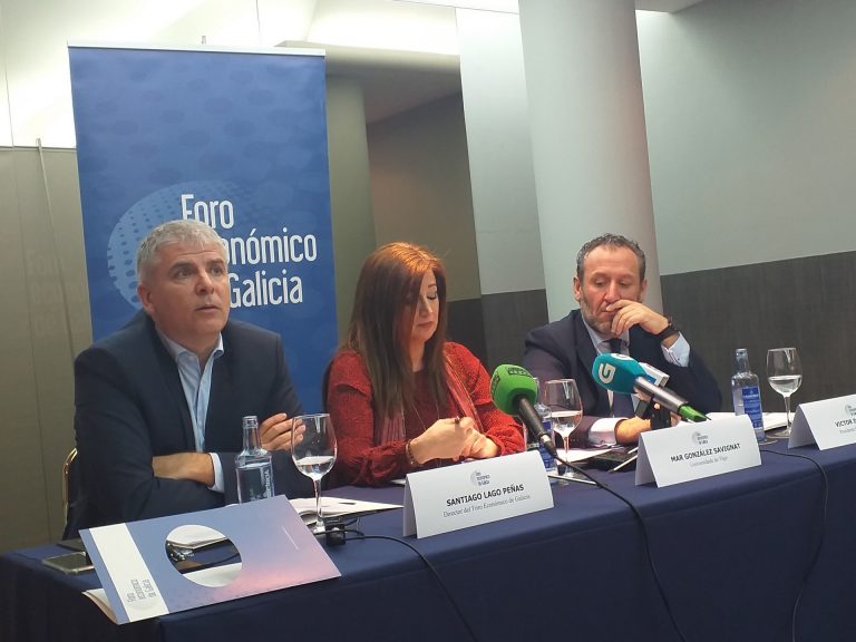 Foro Económico de Galicia: «El AVE a Galicia no se tenía que realizar»