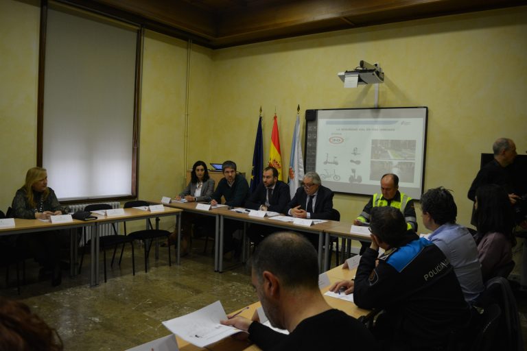 La accidentalidad en vías urbanas en Ourense se mantiene y cae en interurbanas, según indica la DGT