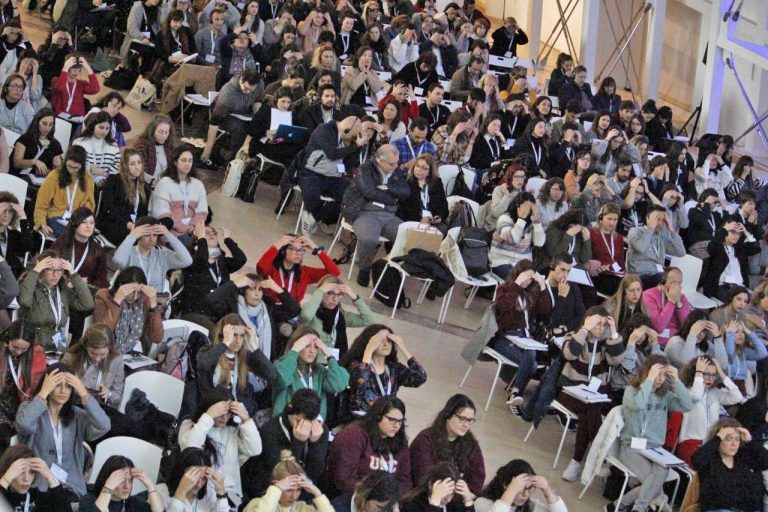 La UDC y la plataforma Educa organizan en febrero en Santiago el III Congreso Mundial de Educación
