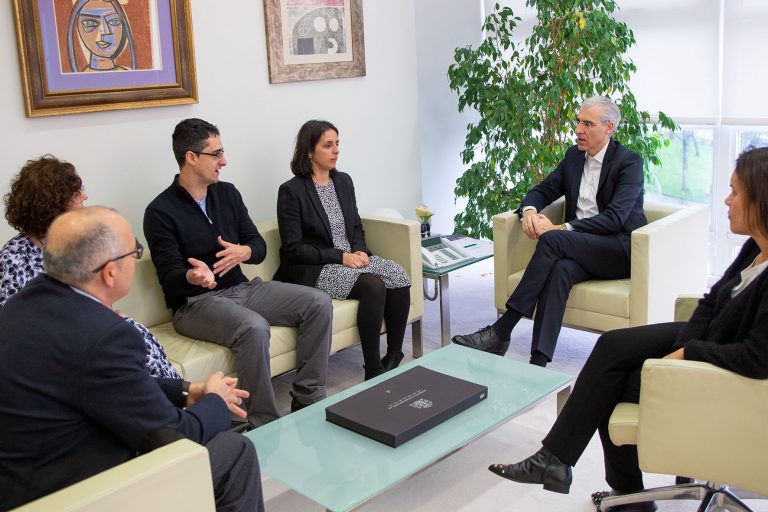 La Xunta impulsa el trabajo de los investigadores de la Universidade de Vigo galardonados con los ‘óscars del espacio’