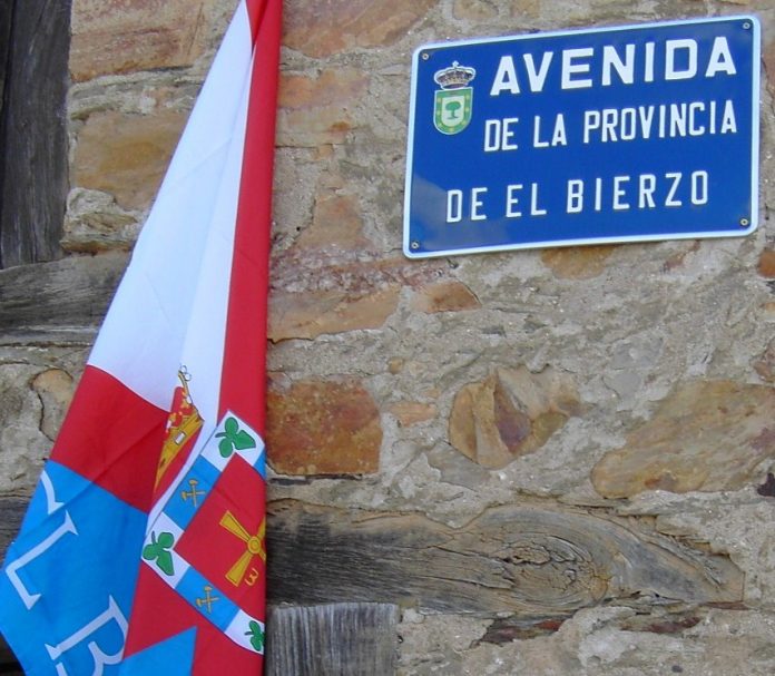 «Si León se separa, El Bierzo pediría ser provincia y habría un referendum para integrarse en Galicia»