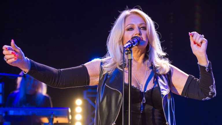 La cantante británica Bonnie Tyler ofrecerá un concierto en Ferrol el 18 de julio