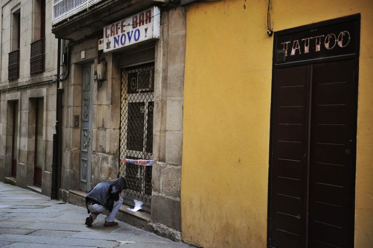 Prosigue la investigación sobre la muerte violenta del dueño de un bar en Ourense