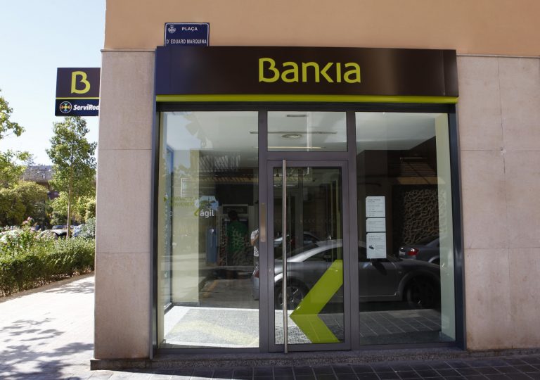 Bankia deberá indemnizar a una inmobiliaria coruñesa por no informarle de un producto de alto riesgo