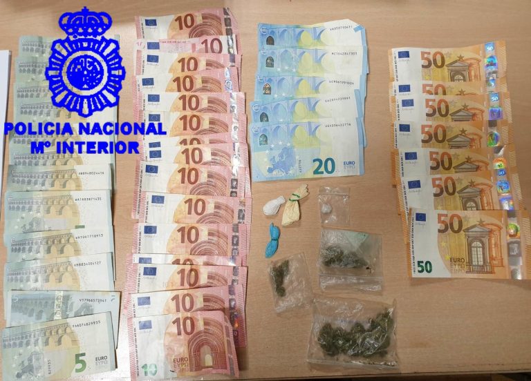 Detenido por vender droga el camarero de un local de Vigo en el que se intervino marihuana, hachís y LSD