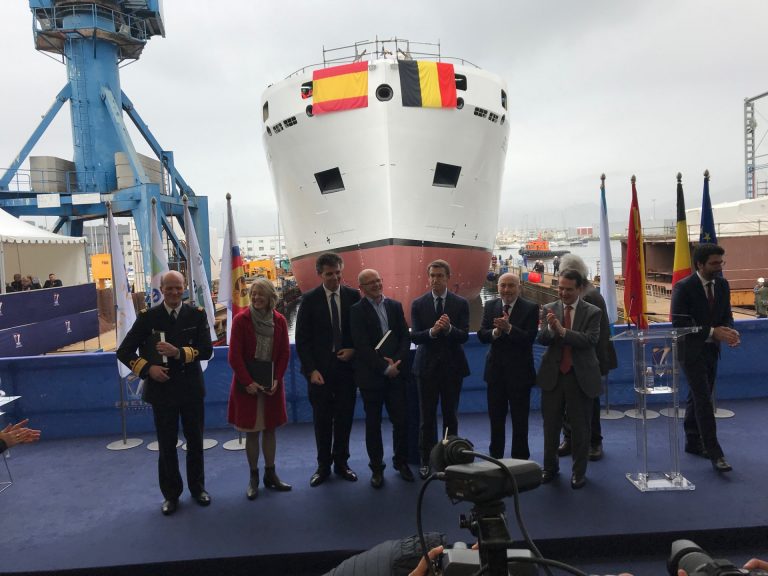 Feijóo anuncia un plan de formación del sector naval para mejorar la cualificación de más de 5.200 personas